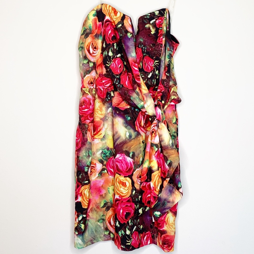 Floral strapless party dress